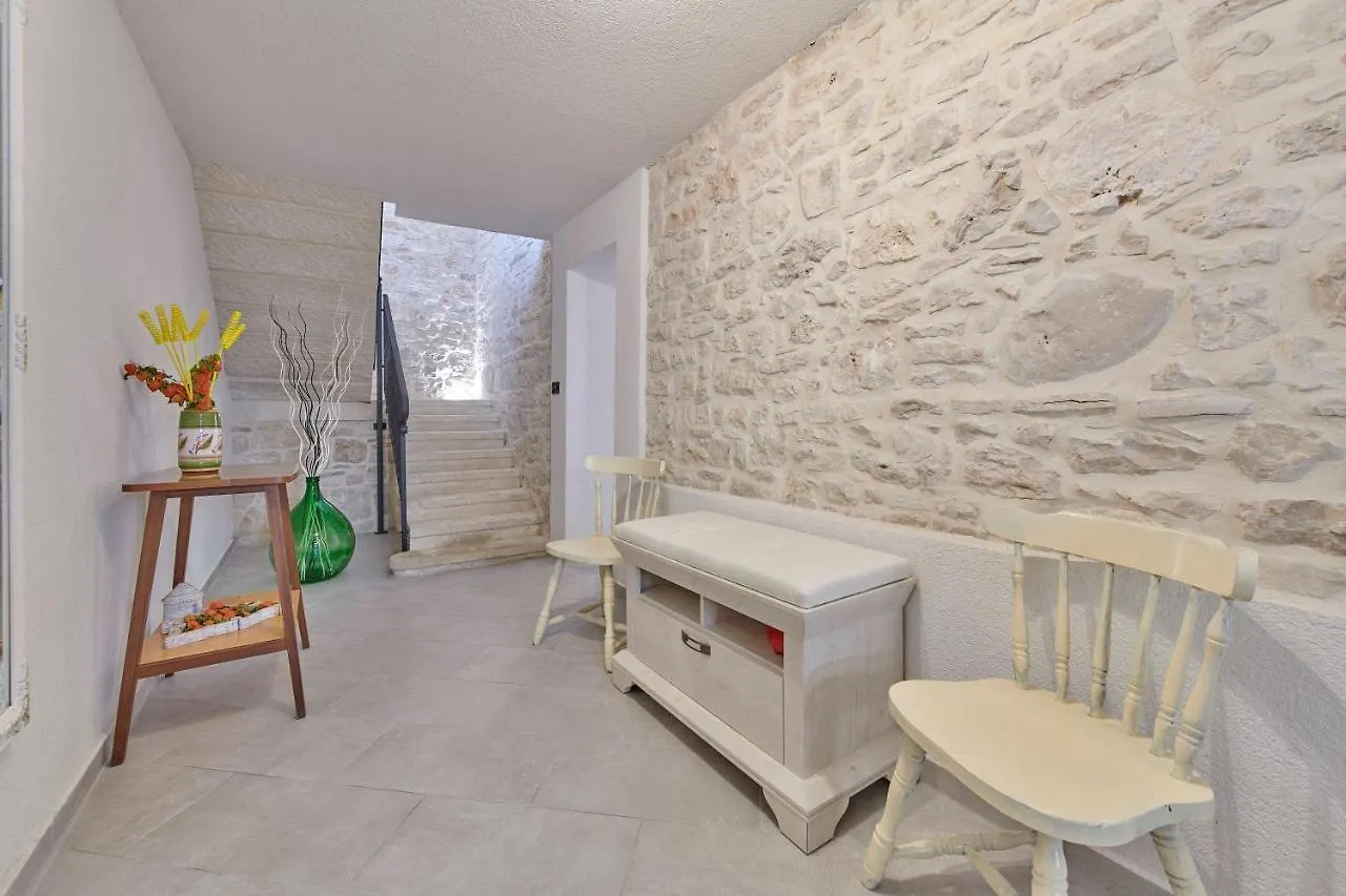 Old Stone Villa With Whirlpool And Sauna Liznjan 0*,  Croatia